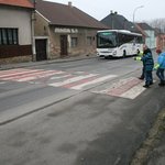 Bezpečné přecházení přes přechod - Kamenné Žehrovice 10. 3. 2016