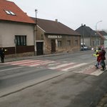 Bezpečné přecházení přes přechod - Kamenné Žehrovice 10. 3. 2016