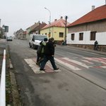 Bezpečné přecházení přes přechod - Kamenné Žehrovice 10. 3. 2016