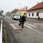 Bezpečné přecházení přes přechod - Kamenné Žehrovice 10. 3. 2016