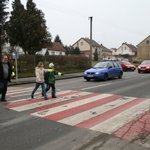 Bezpečné přecházení přes přechod - Kamenné Žehrovice 10. 3. 2016