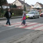 Bezpečné přecházení přes přechod - Kamenné Žehrovice 10. 3. 2016