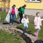 Zdroj: https://www.celechovice.eu/fotoalbum/ostatni-akce/uklidme-svet-uklidme-cesko/?fbclid=IwAR2TW2e2YNXGs8kSoF-GUkuZmpPKvZL2H2WccpW-yewbEmZmA7HArqr8r2A